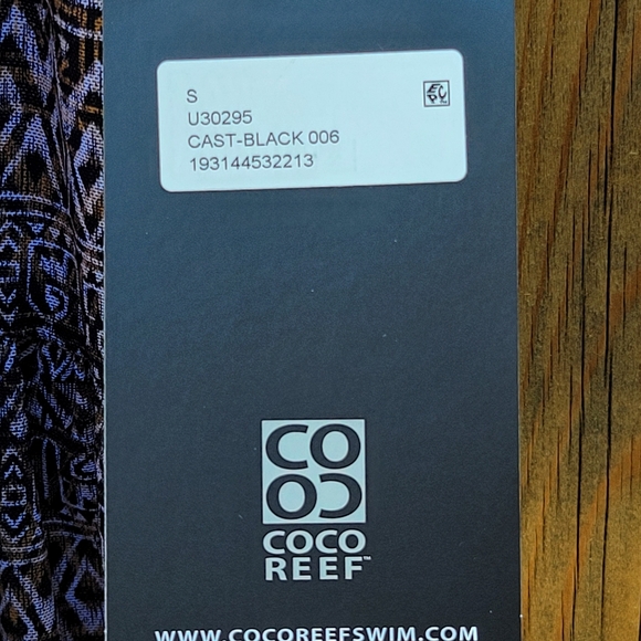 Coco Reef bathing suitcover up - Picture 7 of 8